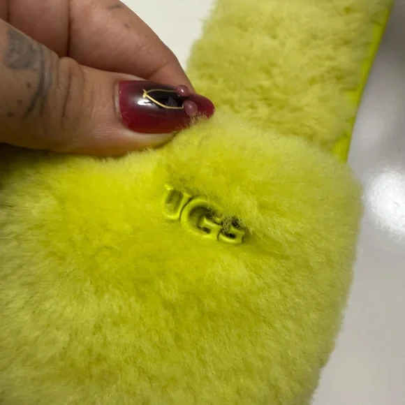 UGG Vibrant Lime Fluffy Slippers - Picture 4 of 5